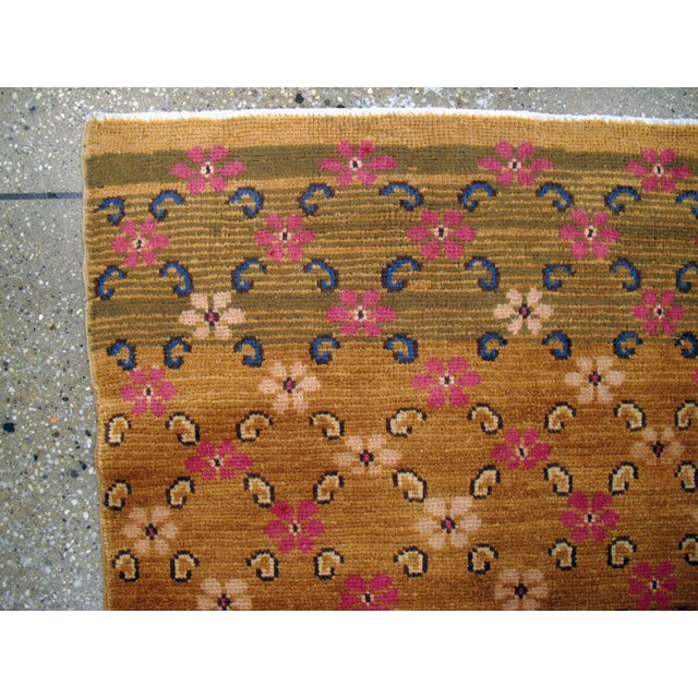 Galerie Shabab Collection Mid-20th Century Turkish Anatolian Rug For Sale In New York - Image 6 of 10