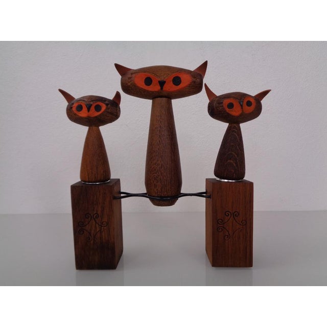 Mid-Century Modern Oak Cat Corkscrew Bottle Opener and Cork, 1960s For Sale - Image 3 of 12