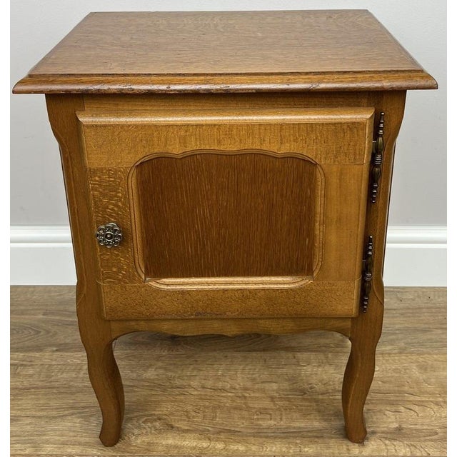 Vintage Louis French Oak Nightstands, Set of 2 For Sale - Image 5 of 14