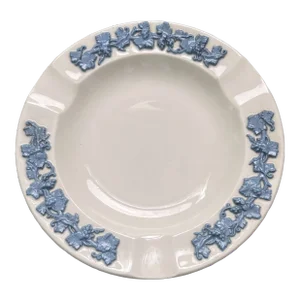 Mid 20th Century Wedgwood Blue & White Queens Ware Ashtray
