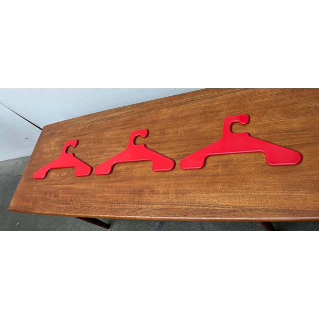 1960s Mid-Century Modern German Red Space Age Coat Hanger, 1960s, Set of 3 For Sale - Image 5 of 18