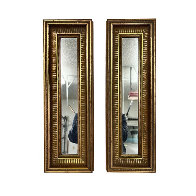 Vintage Ethan Allen Wall Mirror has two attached hangers for hanging vertical or horizontal. Carved giltwood frames...