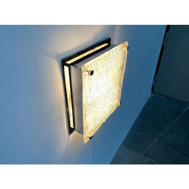 Metal Mid-Century Space Age Chrome and Ice Glass Wall Lamp, 1960s For Sale - Image 7 of 18