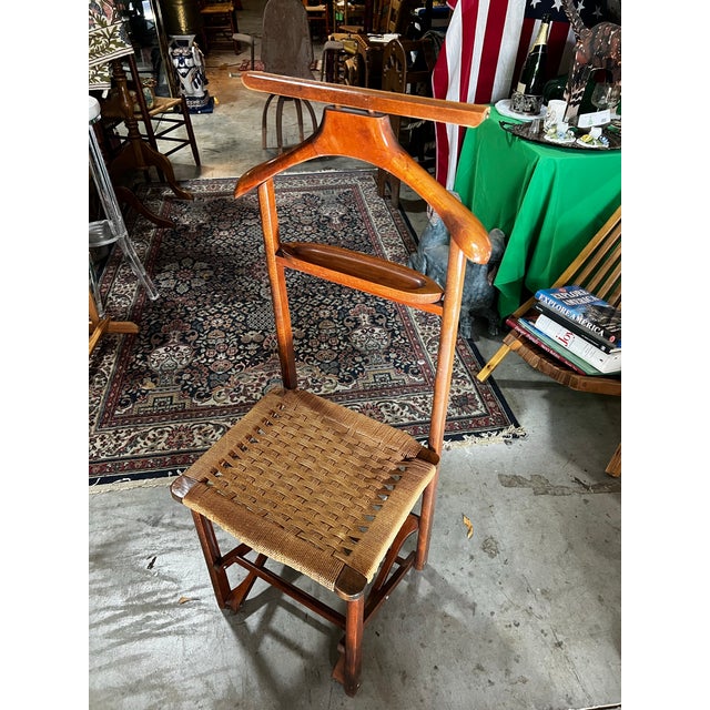 Italian 1970s Wooden Italian Valet Collapsible Chair For Sale - Image 3 of 10