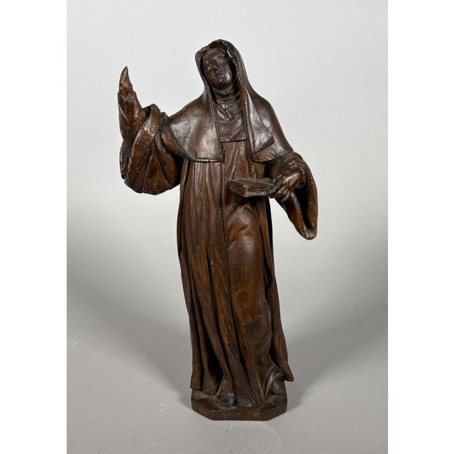 Sculpture, Saint Anne or Saint Bridget, 17th century - 46 cm - Wood For Sale