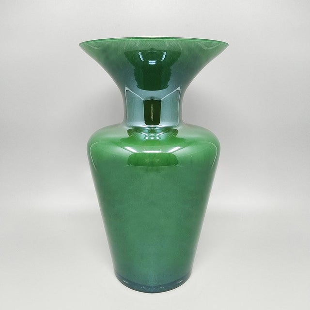 1970s Vintage Italian Handcrafted Vase in Murano Glass by Maestro Del Vetro, 1970s For Sale - Image 5 of 5