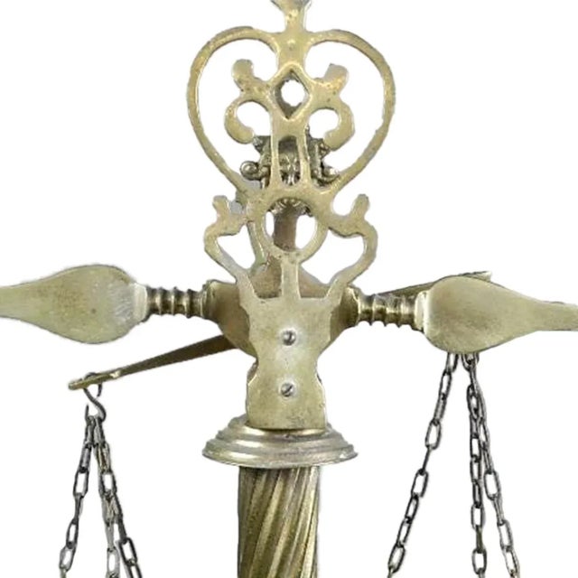 1970s Vintage Italian Marble & Brass Double Apothecary Scales For Sale - Image 5 of 6