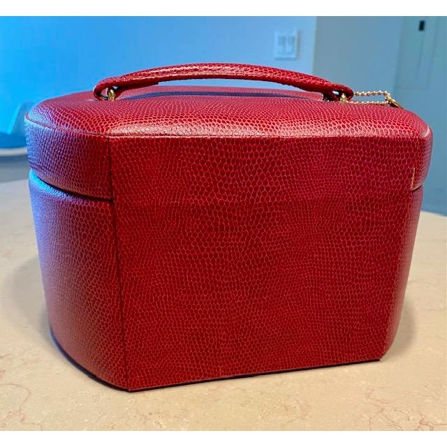 Modern Vintage Leather Wolf Jewelry Box For Sale - Image 3 of 12