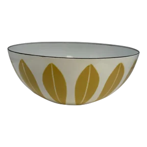 Mid Century Modern Catherineholm Butterscotch Lotus 9.5” Bowl From Norway