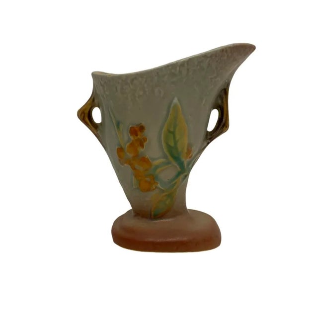 Mid-Century Modern Mid Century Roseville Art Pottery Gray Bittersweet Vase #872-5 For Sale - Image 3 of 7