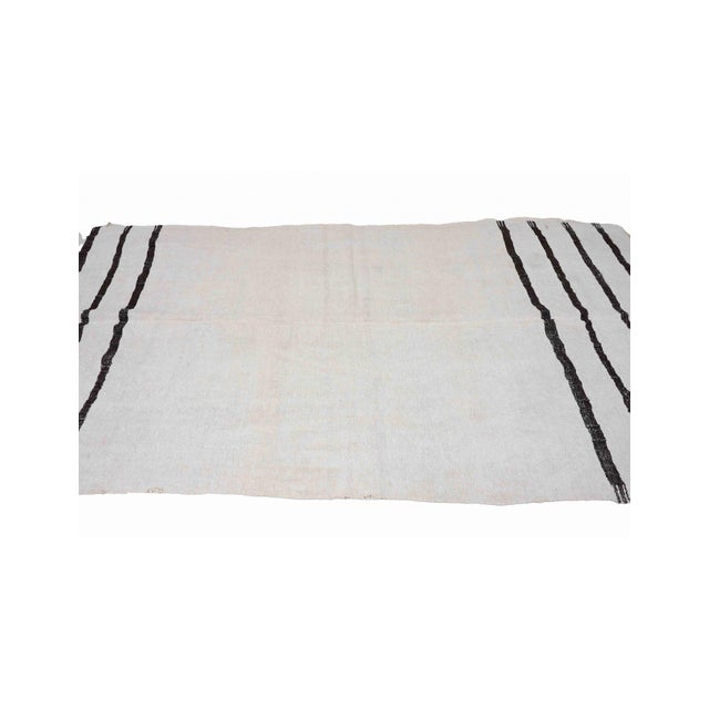 1960s Vintage Modern Hemp Kilim Rug - 5`2" X 9`3" For Sale - Image 5 of 6