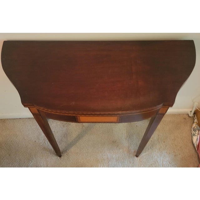 Brown C. 1900 Valiant Furniture Inlaid Mahogany and Satinwood Flip-Top Hepplewhite Gaming Table For Sale - Image 8 of 14