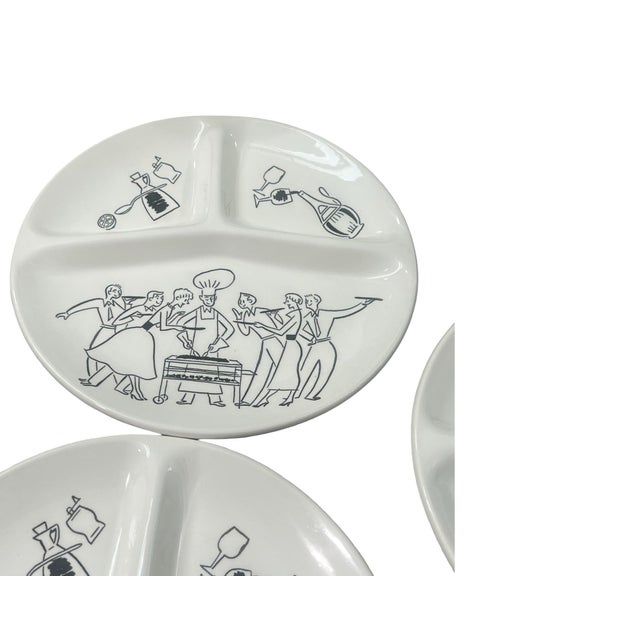 Vintage Set of 4 Royal China Company Mid Century Modern Divide BBQ Ceramic Plates Barbecue 1950s For Sale - Image 4 of 7