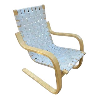 Alvar Aalto Lounge Chair in Beech and Cotton, Mid-Century Modern For Sale