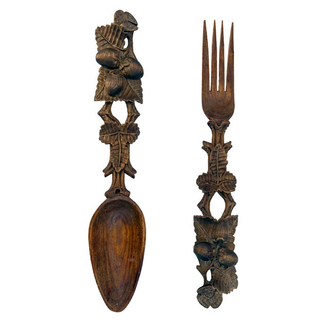 Mid 20th Century Hand-Carved Black Forest Salad Set For Sale - Image 4 of 7
