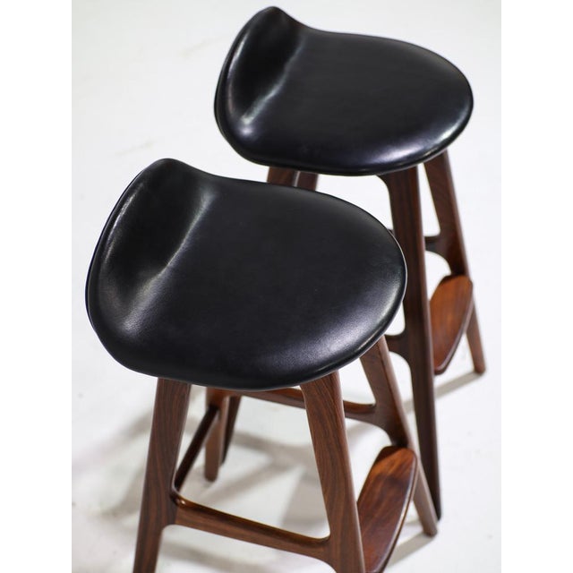 OD61 Bar Stools by Erik Buch for Oddense Maskinsnedkeri, 1960s, Set of 2 For Sale - Image 12 of 15