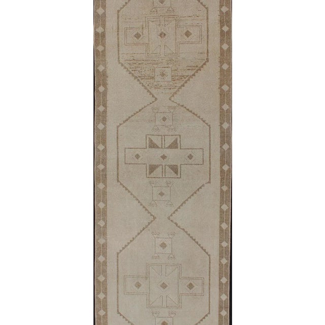 Vintage Oushak Turkish Runner With Geometric Medallions in Tan and Light Brown For Sale - Image 4 of 13