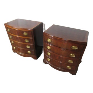 1980s Pair Thomasville Nightstands Mahogany Collection Bowfront Banded Chests For Sale