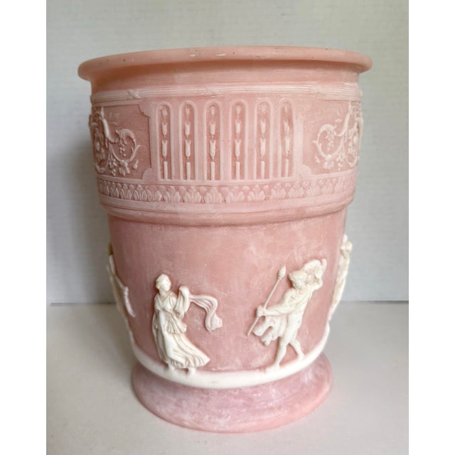 1970s Pink Neoclassical Roman Relief Cachepot Planter, Attributed to Incolay For Sale In Los Angeles - Image 6 of 11
