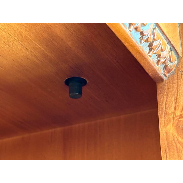 Ethan Allen Two-Piece Carved Pine With Glass Shelves Display/Bookcase With Lighting - Made in Usa For Sale - Image 12 of 12