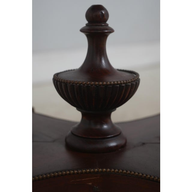 Vintage Louis XVI Mahogany Marquetry Inlaid End Table For Sale - Image 4 of 15