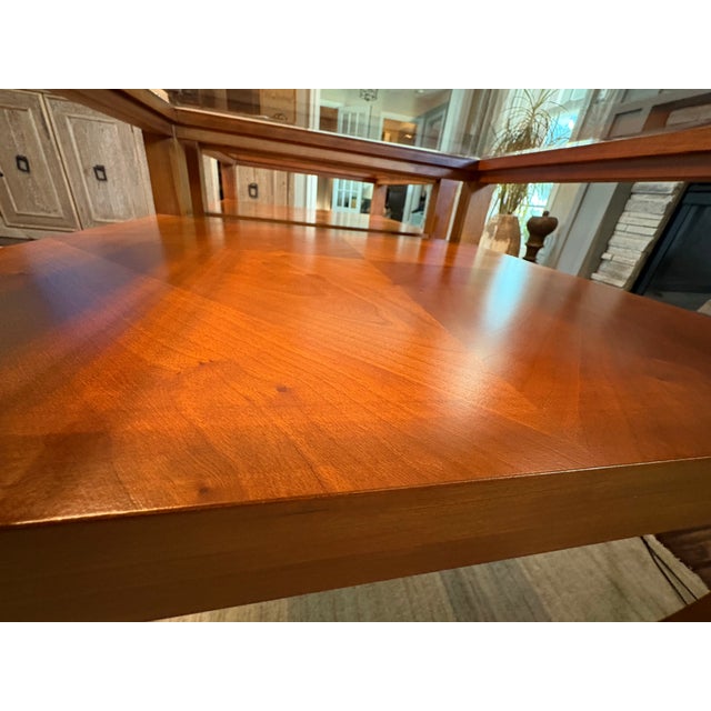 Late 20th Century Hammary Solid Cherry & Beveled Glass End Tables - A Pair For Sale - Image 4 of 9