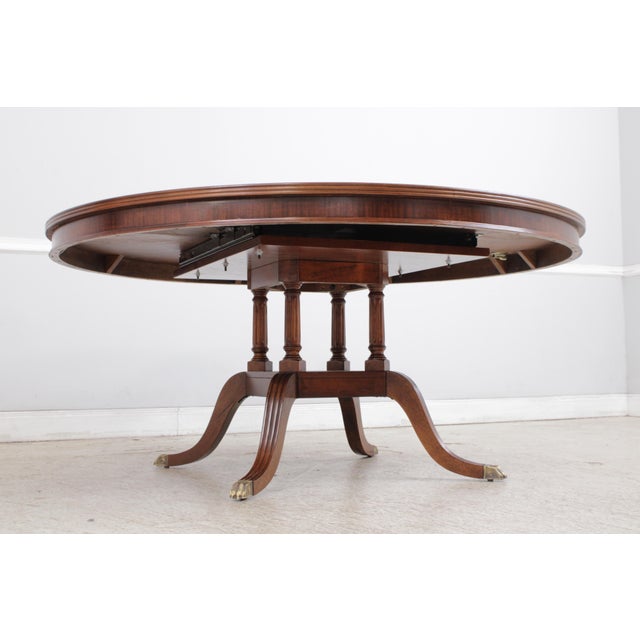 Round Large Banded Mahogany Inlaid Dining Table For Sale - Image 10 of 18