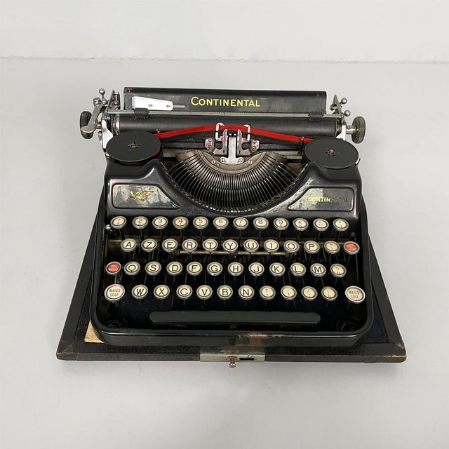 German art deco typewriter Continental by Wanderer-Werke A.G. Chemnitz, 1930s Typewriter model Continental with a...
