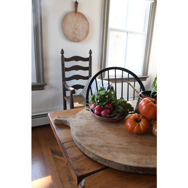 Antique European Round Carved Breadboard - Large I For Sale - Image 4 of 4