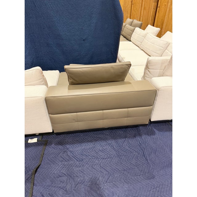 2020s Minotti Lawrence Seating System For Sale - Image 5 of 18