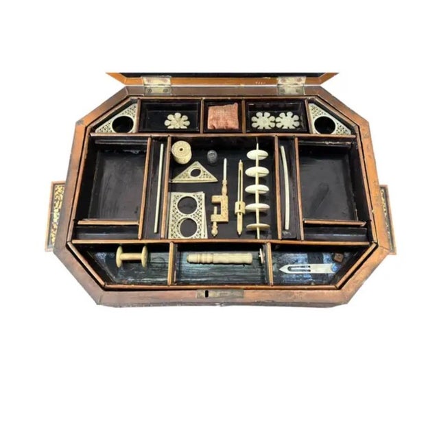 19th Century Chinese Export Lacquer Chinoiserie Sewing Box For Sale - Image 10 of 15