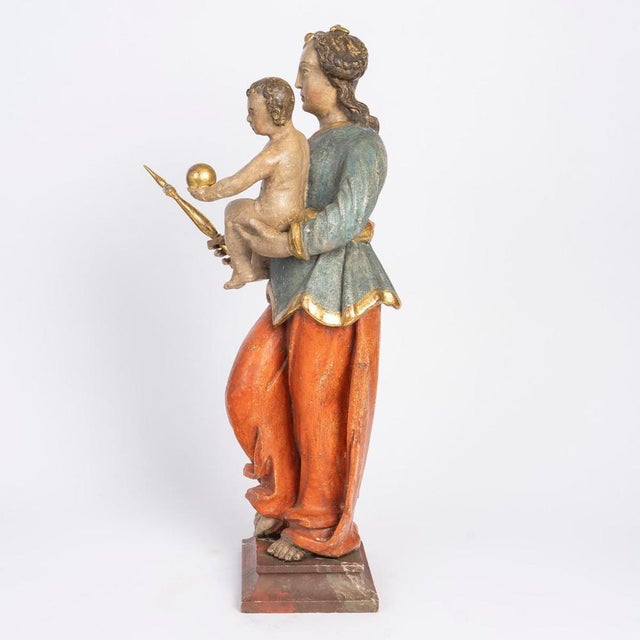 Virgin and Child in Polychrome Linden Wood, Germany, 18th Century For Sale - Image 6 of 9