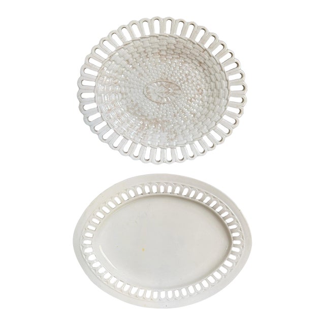 Pair of 19th Century Wedgwood Creamware Platters For Sale
