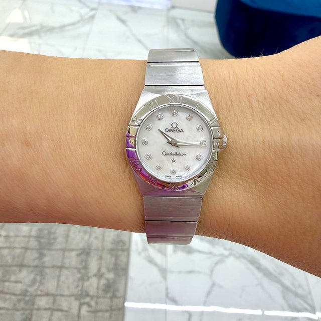 Ladies Omega Constellation 24mm Diamond Dial Quartz Watch For Sale - Image 10 of 10