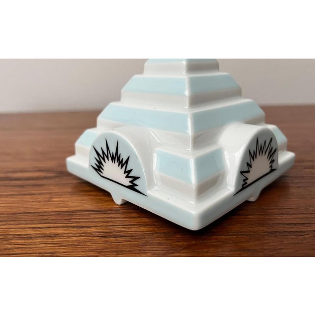 Postmodern Limited Edition Philip Morris Porcelain Stacking Ashtray Pyramide Tip Lid by Frank Stella for Rosenthal, 2000s For Sale - Image 9 of 18