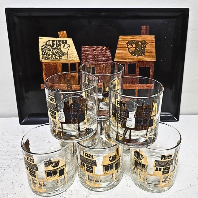 Mid-Century Modern 1950s Mid Century Modern Couroc Monterey Fish Rocks Glasses Set of 8 With Tray For Sale - Image 3 of 18