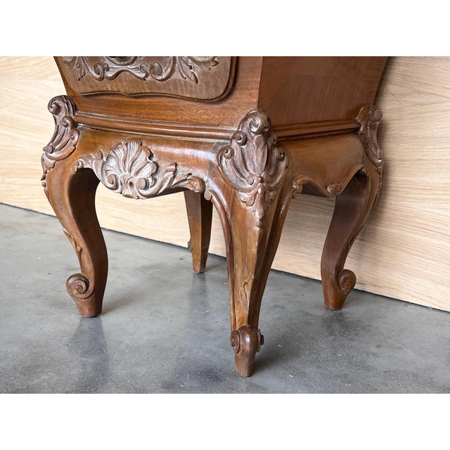 Mid 20th Century Vanity Baroque Spanish, Dressing Table, Hand Carved Walnut & Burl For Sale - Image 10 of 18