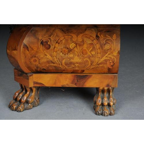 Italian Baroque Inlaid Chests of Drawers, Set of 2 For Sale - Image 13 of 18