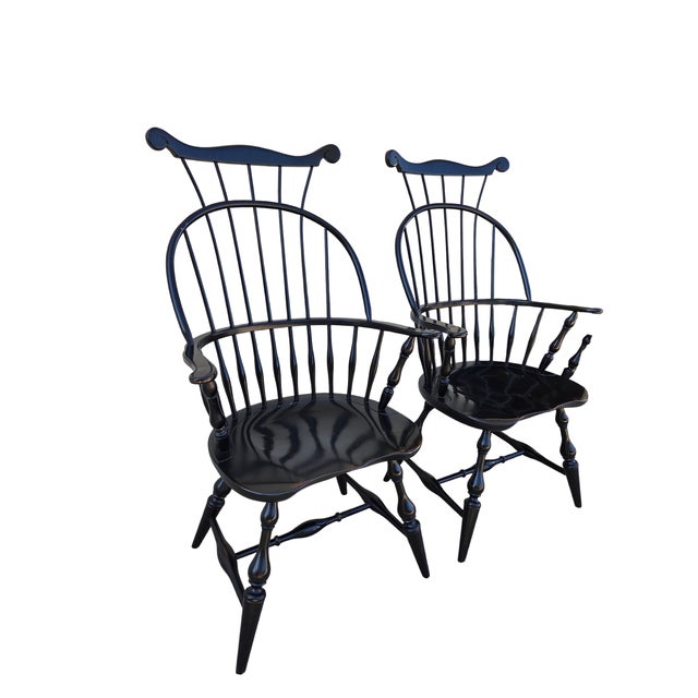 English 1990s 2 Nichols & Stone Windsor Armchairs Bow Comb Back Saddle Seat Distressed Country For Sale - Image 3 of 16