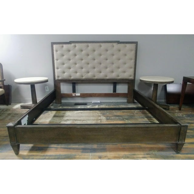 Rustic Thomasville Furniture Harlowe & Finch Mirabeau King Upholstered