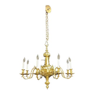 Bronze Georgian Style Chandelier Having Eight Lights For Sale