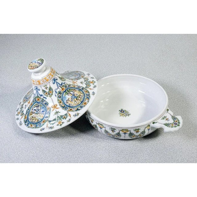 1920s Bowls in Ceramics from Merget to Moustiers. France, 1920s For Sale - Image 5 of 8