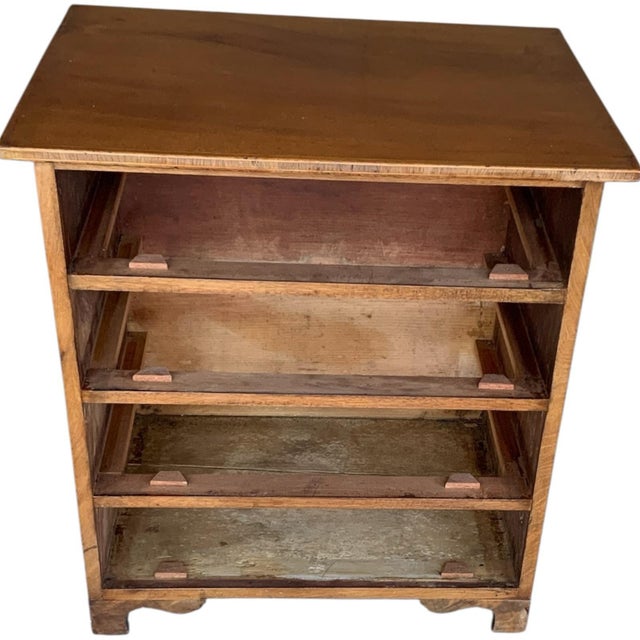 Antique American Federal Mahogany Diminutive Four-Drawer Chest Possibly Mid-Atlantic Circa 1800–1825 For Sale - Image 11 of 12