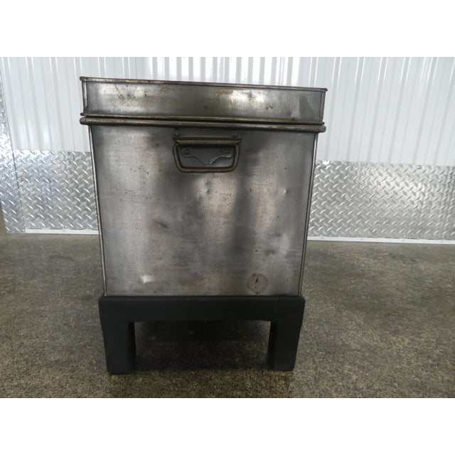 Late 19th Century 19th Century English Tole Box on Stand Table For Sale - Image 5 of 12