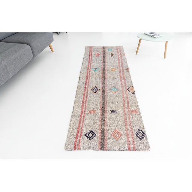 1960s Organic Oushak Vintage Kilim For Sale - Image 5 of 10