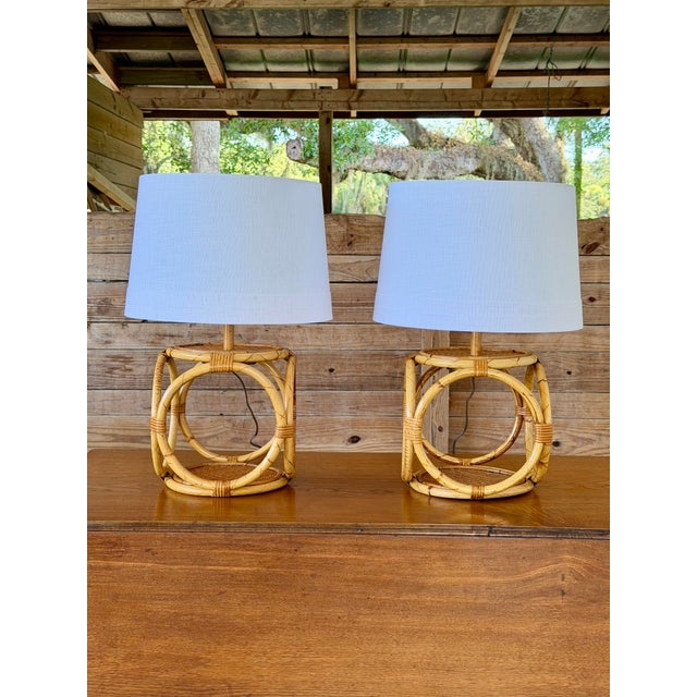 Mid-Century Modern Vintage Hong Kong Rattan Loop Table Lamps - a Pair For Sale - Image 3 of 12
