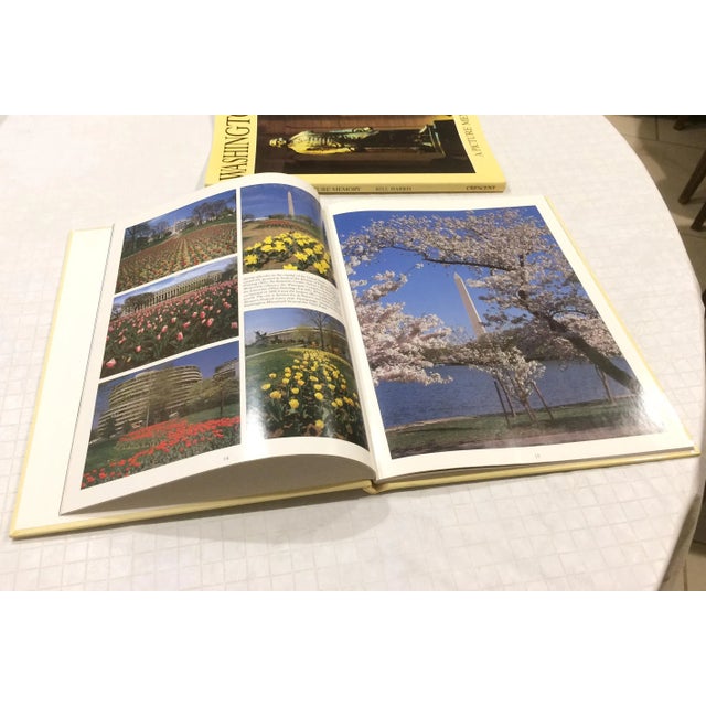 Yellow Washington d.c. : A Picture Memory. Hardcover Book Published by Crescent Books, Text by Bill Harris For Sale - Image 8 of 13