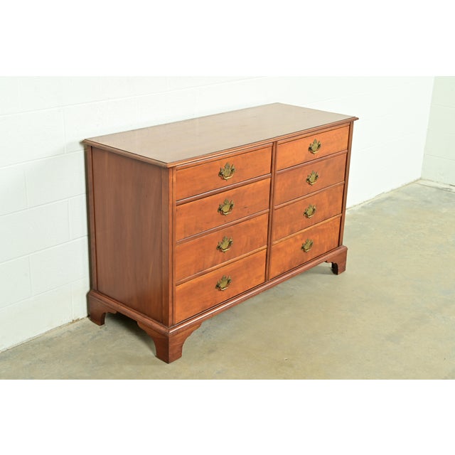 Kindel Furniture Kindel Furniture Georgian Carved Fruitwood Eight-Drawer Double Dresser, Circa 1980s For Sale - Image 4 of 16