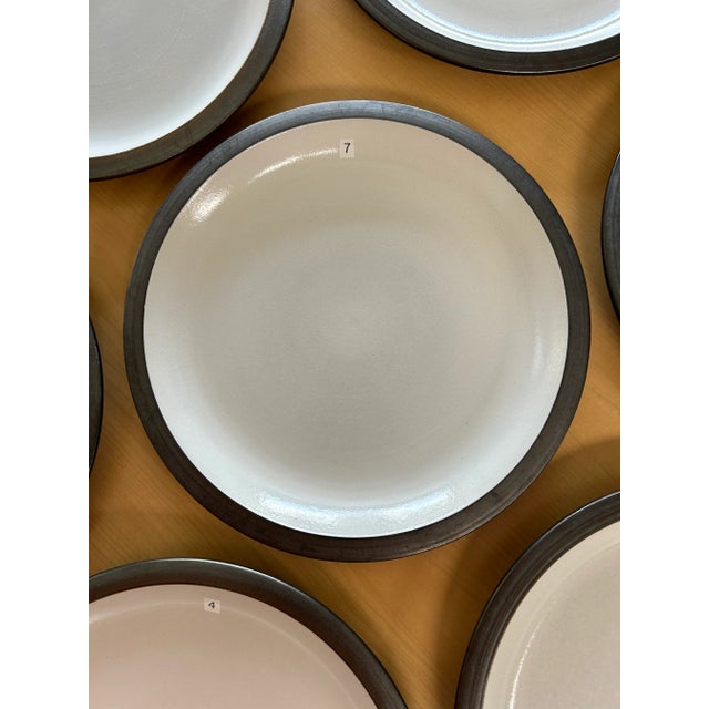 White 1960s Heathware Dinner Plates- Set of 8 For Sale - Image 8 of 12