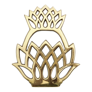 1970s Virginia Metalcrafters Solid Brass Pineapple Trivet Stand